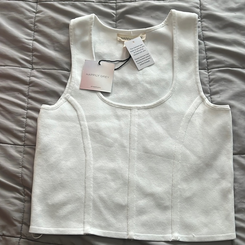 Beautiful white ribbed tank